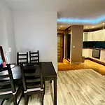 Decor 3 Metro Fast Wifi 1gbs 80'tv Hbo Appletv * Varsavia