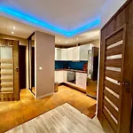 Decor 3 Metro Fast Wifi 1gbs 80'tv Hbo Appletv Varsavia
