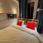 Decor 3 Metro Fast Wifi 1gbs 80'tv Hbo Appletv Appartamento *