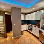 Decor 3 Metro Fast Wifi 1gbs 80'tv Hbo Appletv Appartamento *