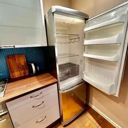 Decor 3 Metro Fast Wifi 1gbs 80'tv Hbo Appletv Apartment