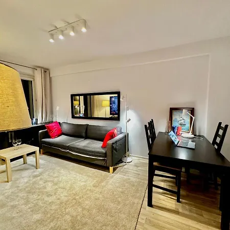 Decor 3 Metro Fast Wifi 1gbs 80'tv Hbo Appletv Apartamento