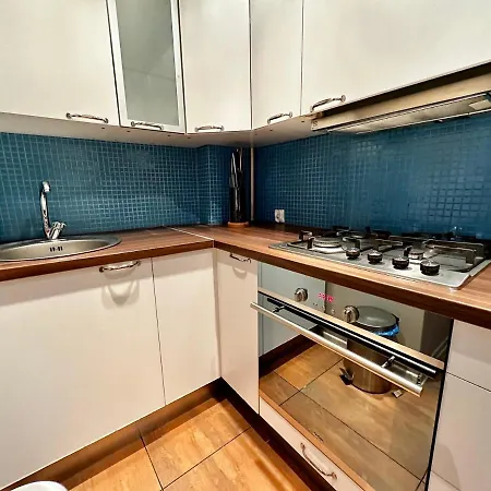 Decor 3 Metro Fast Wifi 1gbs 80'tv Hbo Appletv Apartmán *