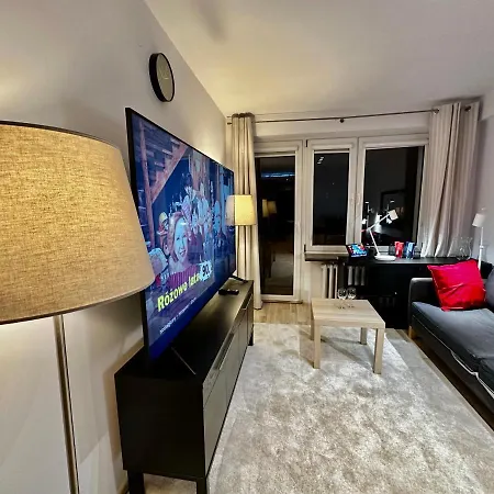 Decor 3 Metro Fast Wifi 1gbs 80'tv Hbo Appletv Apartmán *